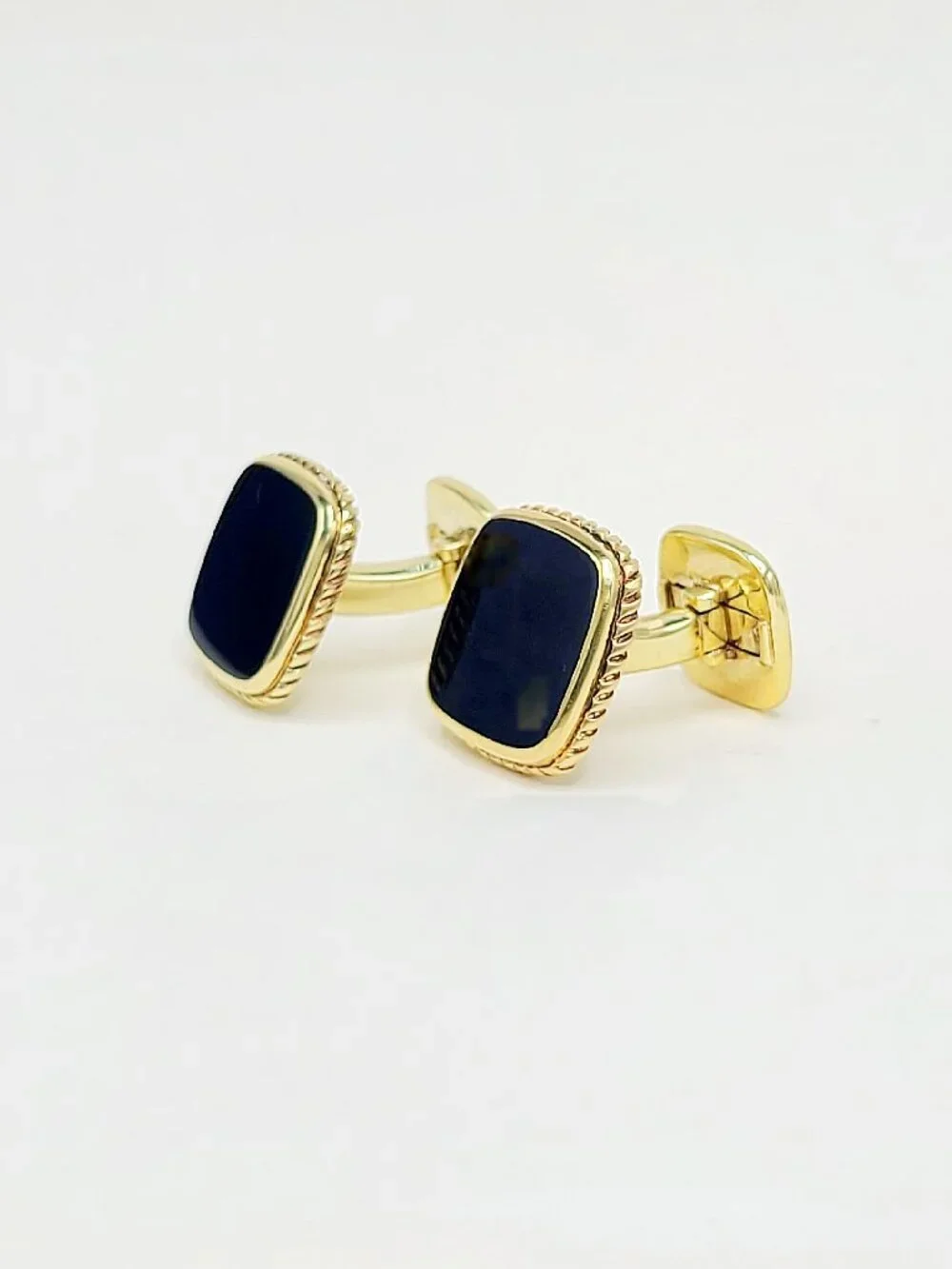 David Yurman Exotic Stone Cufflinks in Black Onyx in 18K Yellow Gold - RARE